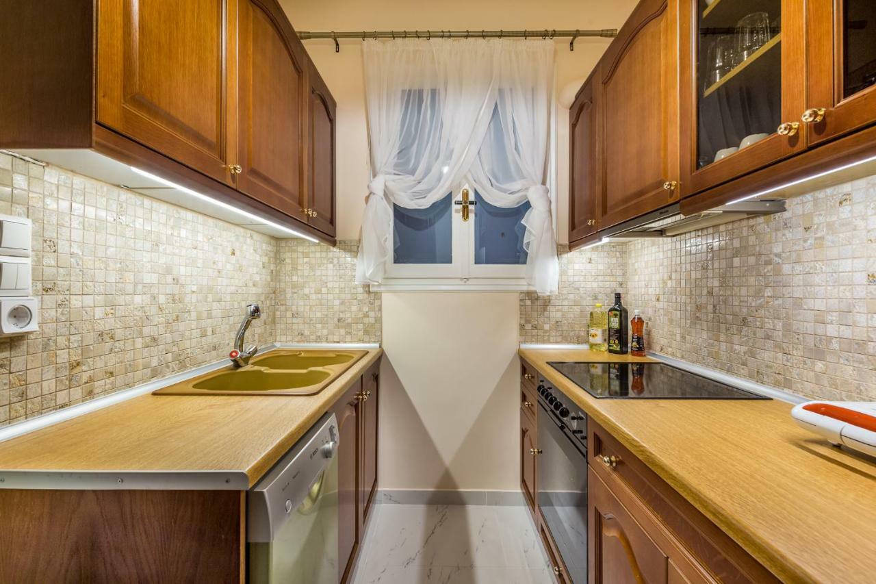 Chic Flat In Kolonaki Next To American Embassy Atenas Exterior foto